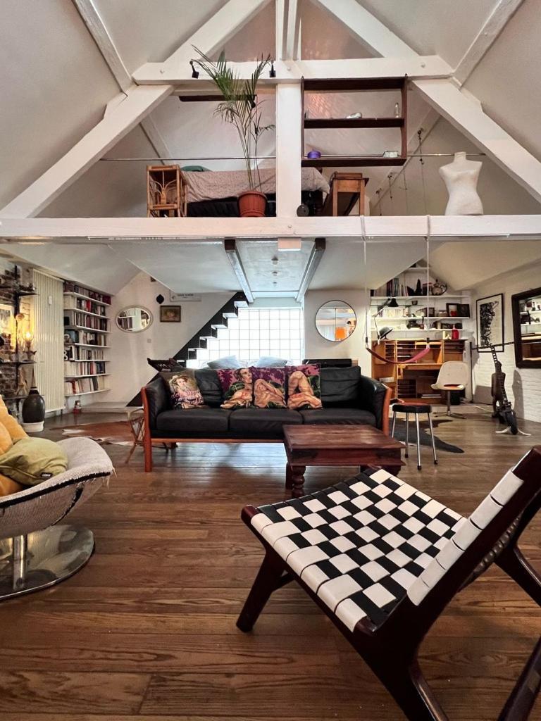 Apartment Le Loft Des Artistes Brussels